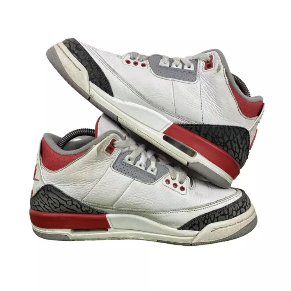 Nike Air Jordan 3 Retro OG Fire Red 2022 GS Athletic Shoes 7y 8.5W DM0967 160 - Picture 3 of 7
